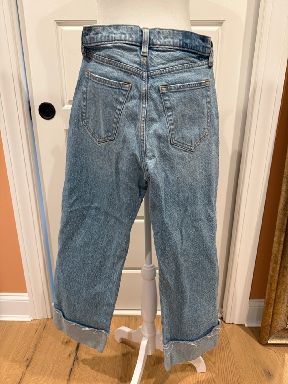 Abercrombie The Baggy Mid Rise - Picture 2 of 2
